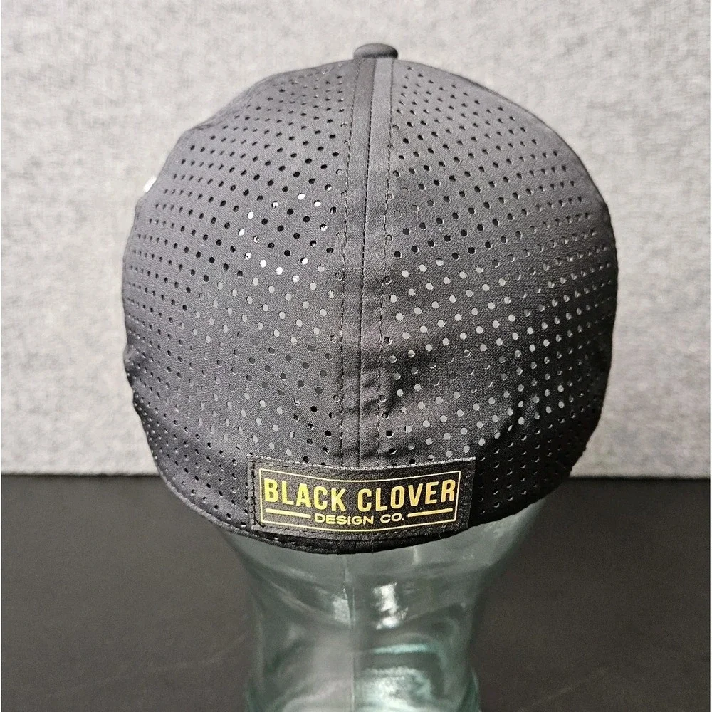 NWT Black Clover Hat Golf Black Gold‎ Clover Size S/M Stretch Mesh